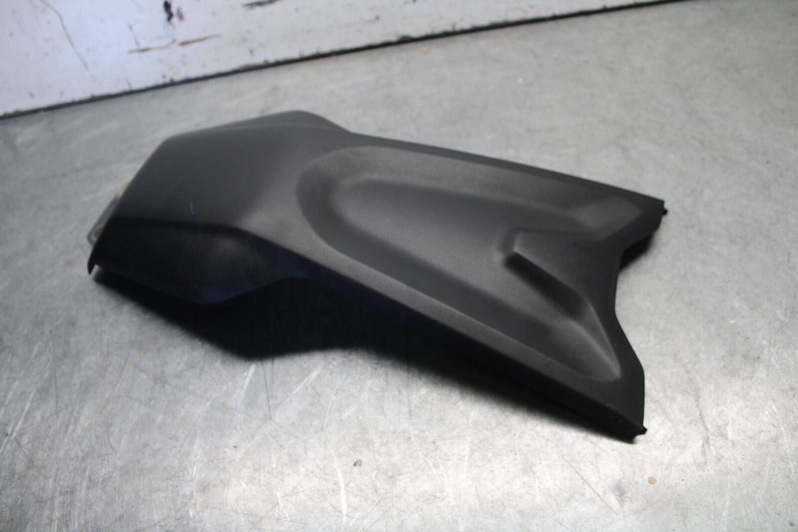 21-24 YAMAHA MT-07 GAS TANK FUEL CELL COVER FAIRING COWL BB662