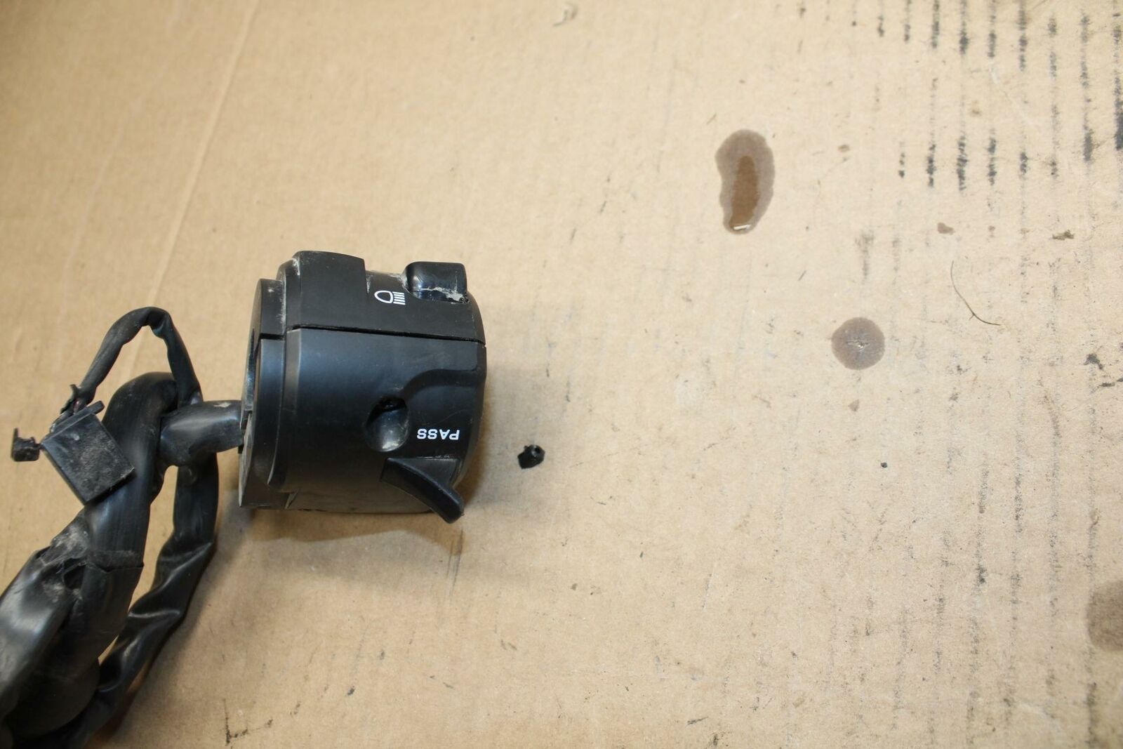 15 KAWASAKI NINJA 300 EX300 ABS LEFT CLIP ON HANDLE HORN SIGNALS SWITCH BB395