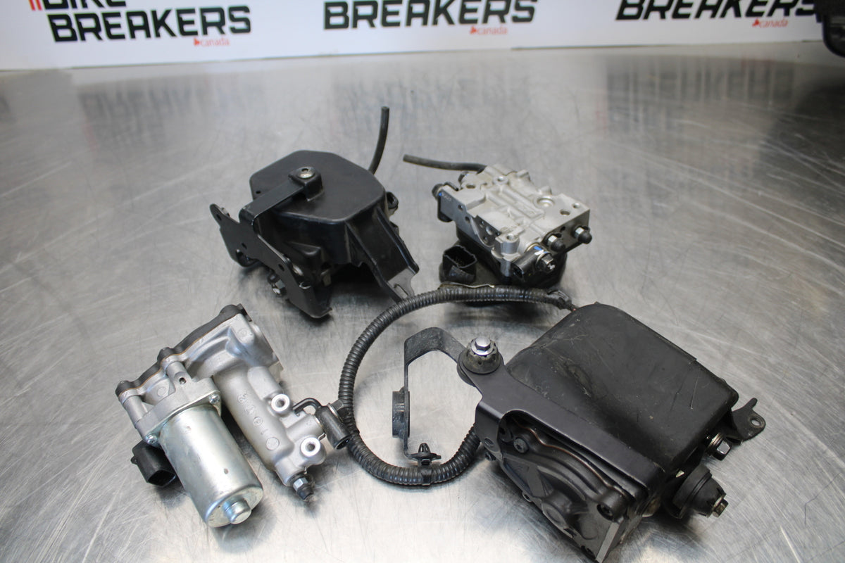12-16 HONDA CBR1000RR FRONT REAR ABS PUMP UNIT MODULE SET BB157