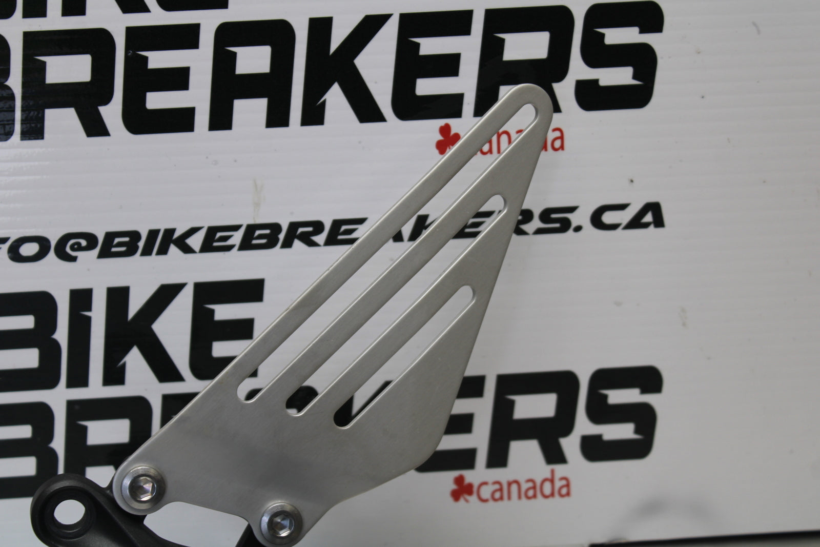 23-24 KAWASAKI NINJA ZX14R NEW!!! LEFT REARSET REAR SET DRIVER FOOT PEG BB153