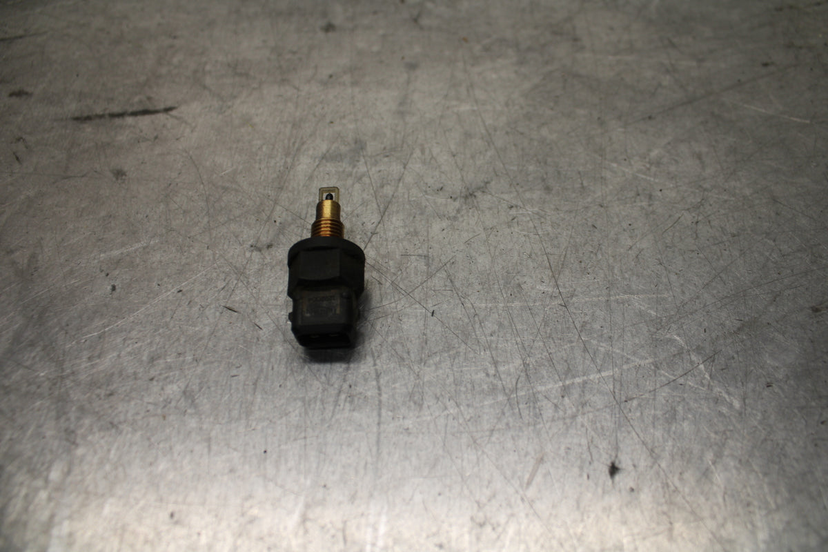 03-04 TRIUMPH DAYTONA 600  AIR BOX SENSOR BB745
