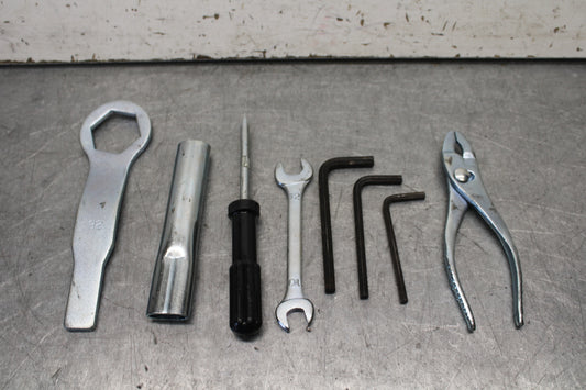 16 KAWASAKI NINJA ZX10R STOCK TOOLS OEM TOOL BAG KIT SET 56007-0141 BB650