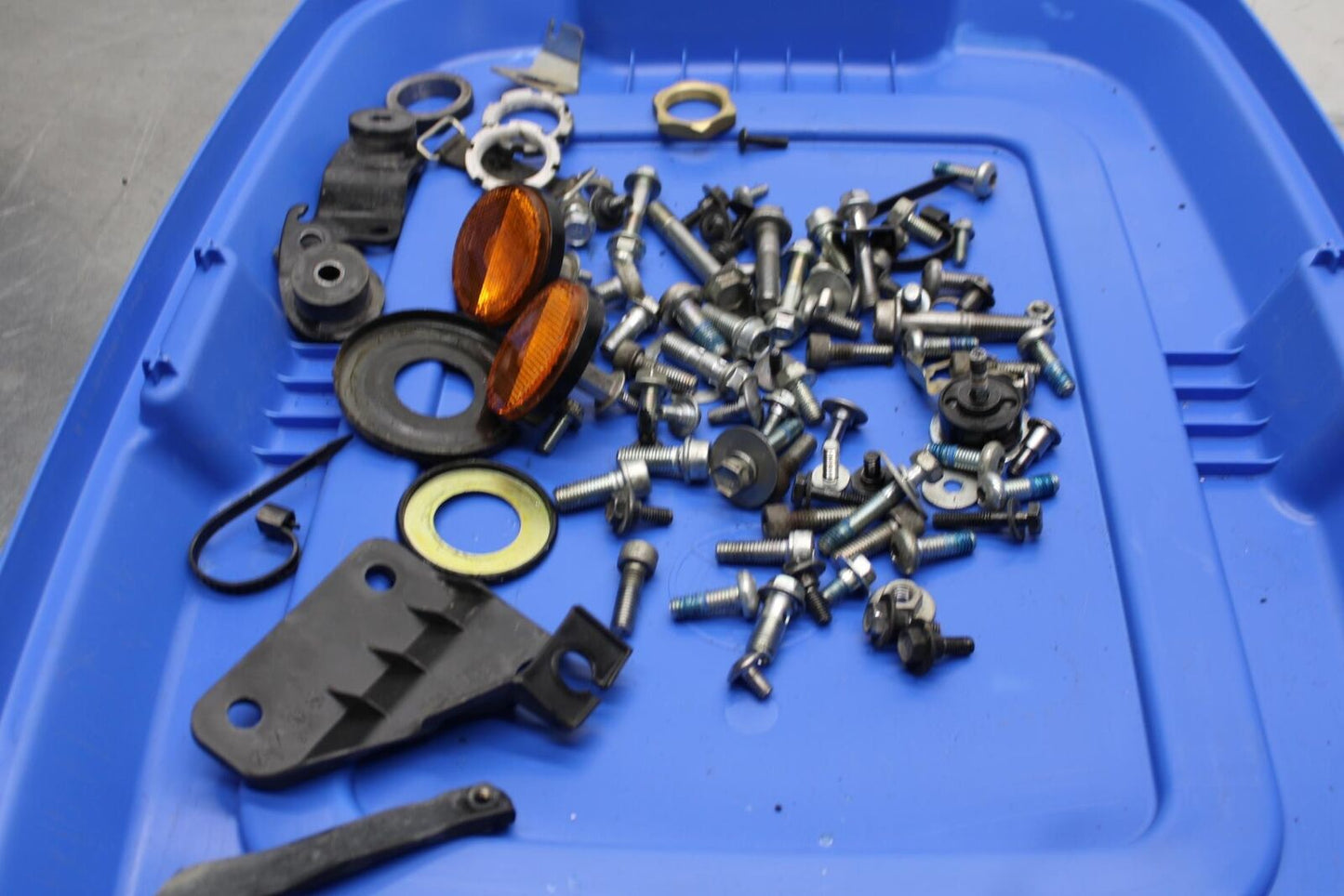 2017 Suzuki GSXR600 MISCELLANEOUS MOUNTING BOLTS HARDWARE MOTOR SCREWS BB598
