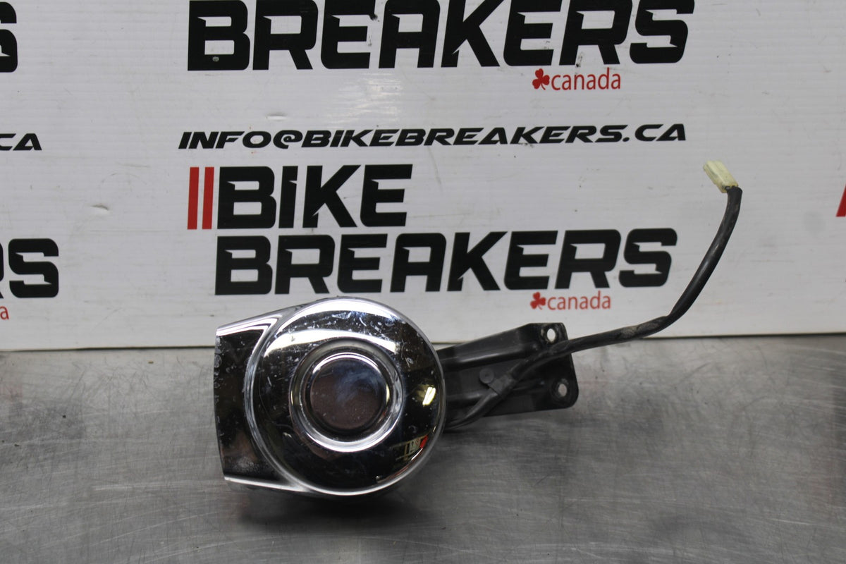 2006 Suzuki Boulevard C90 HORN SIGNAL bb849