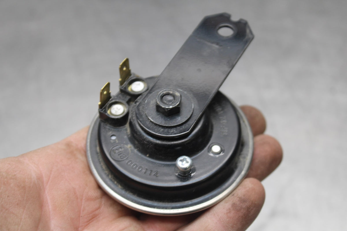22-25 YAMAHA YZF R7 HORN SIGNAL BB769