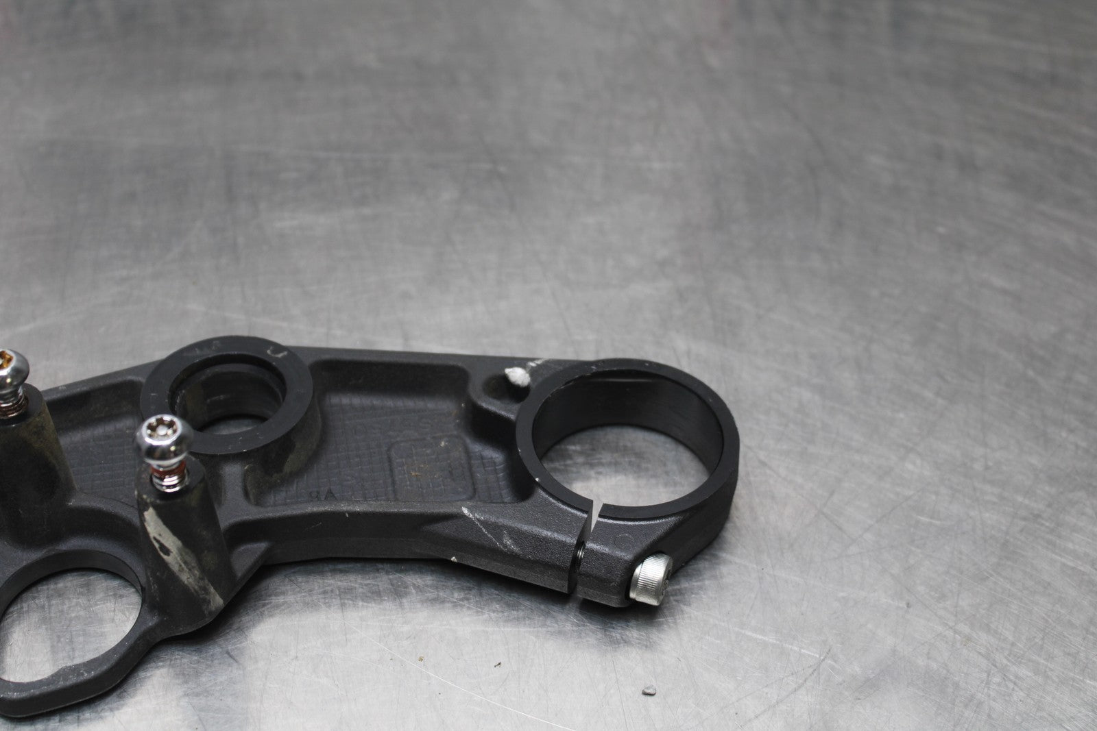 11-22 SUZUKI GSXR 600  FORKS UPPER TRIPLE TREE CLAMP BB193