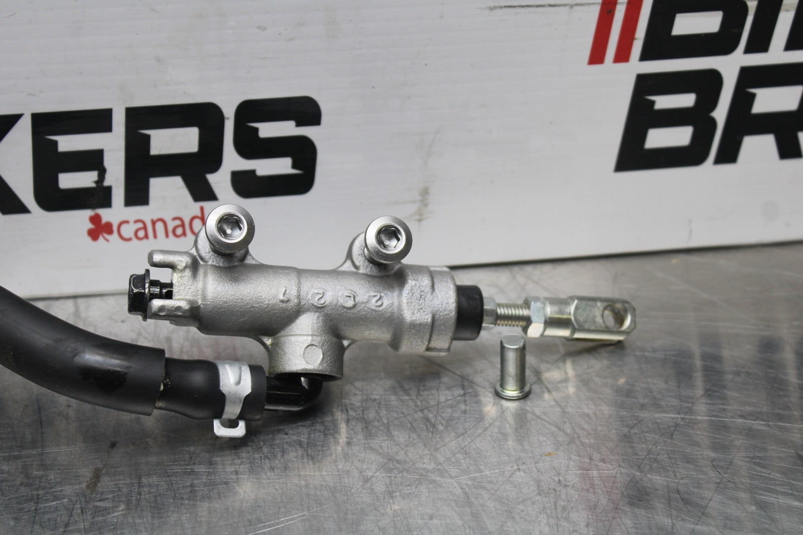 23-24 KAWASAKI NINJA ZX14R REAR BACK BRAKE MASTER CYLINDER W RESERVOIR BB764