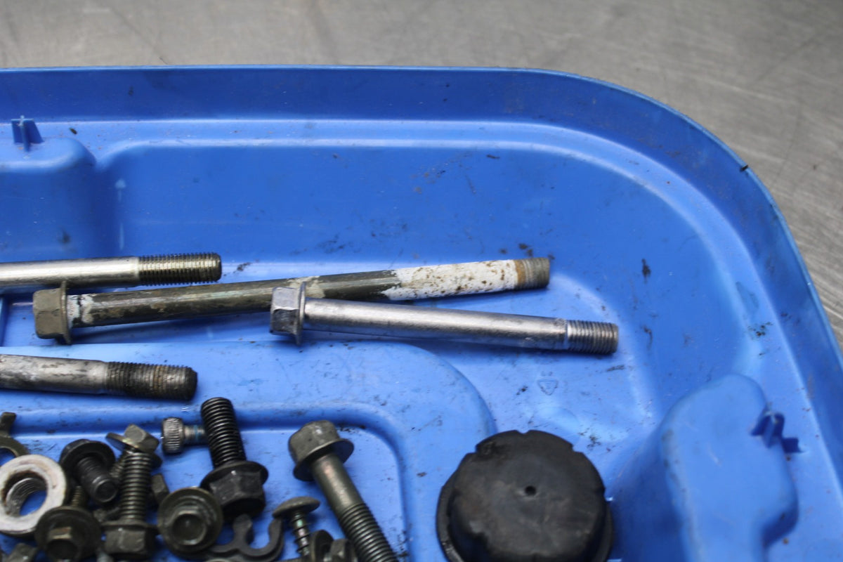 99-09 YAMAHA V STAR 1100 MOUNTING BOLTS HARDWARE SCREWS BB853