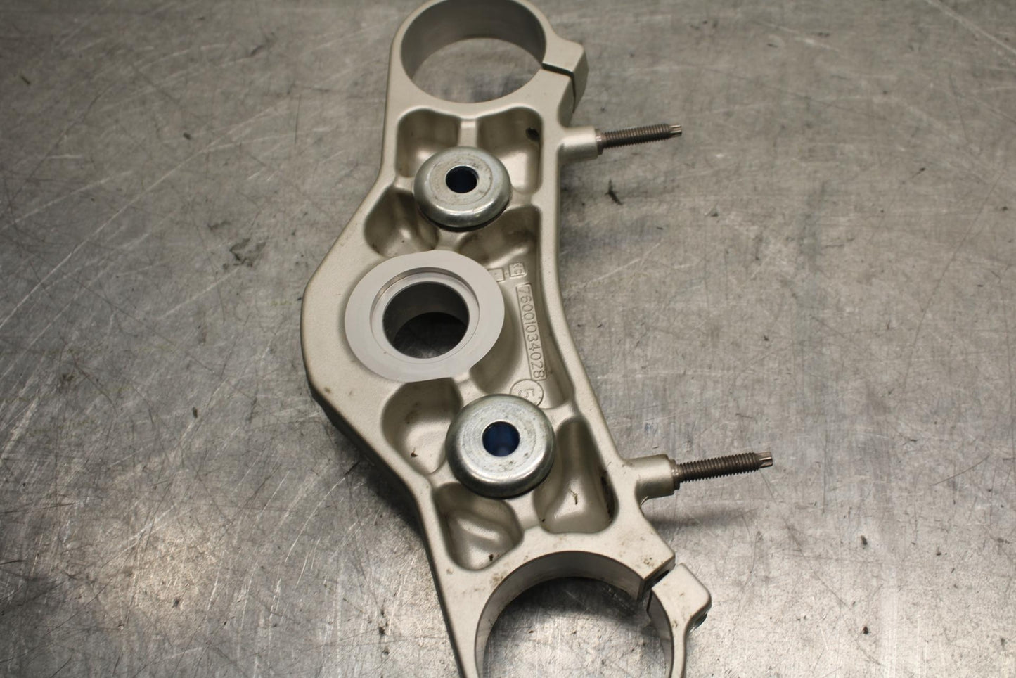 16-18 KTM 690 DUKE FORKS UPPER TRIPLE TREE CLAMP BB631