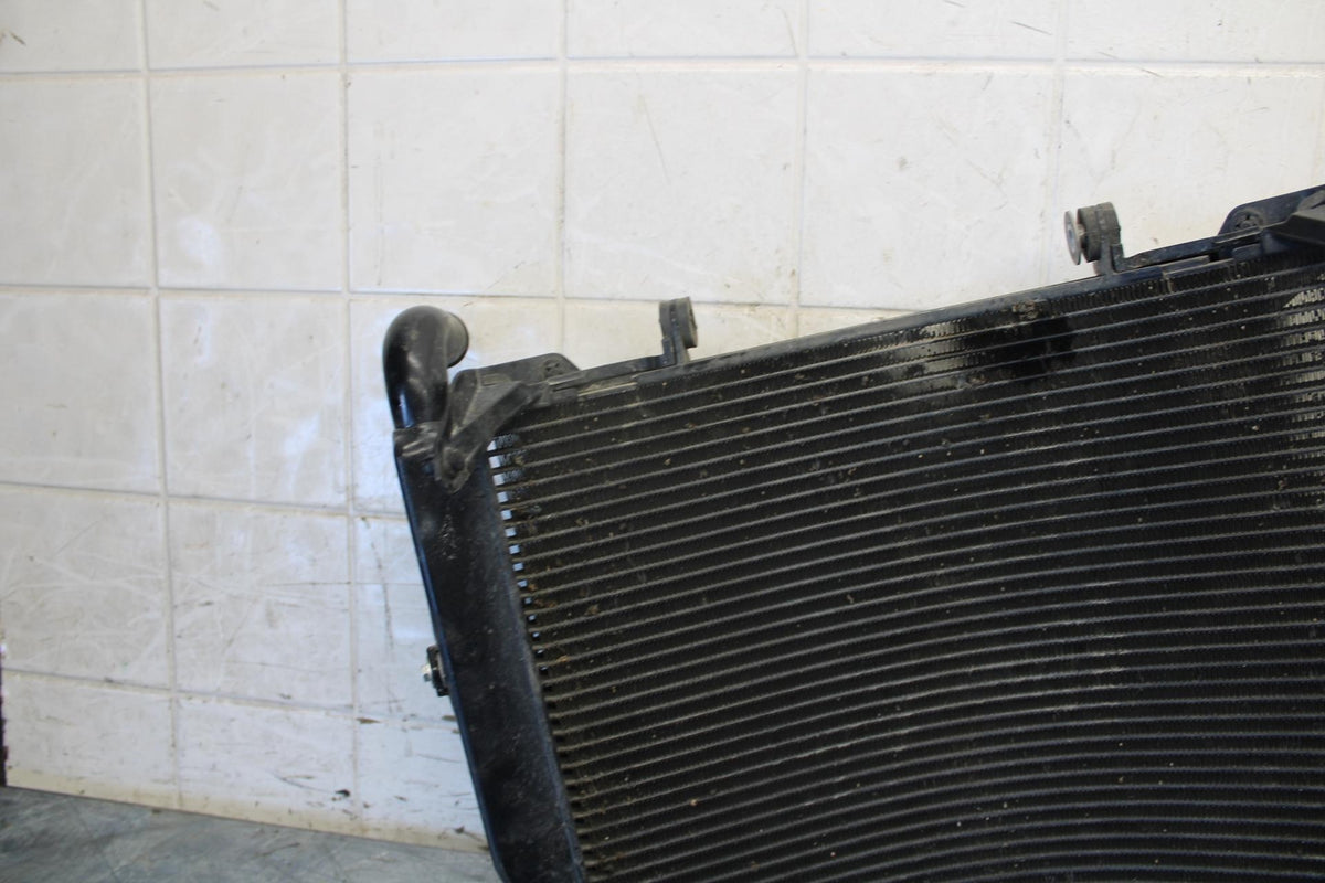 2007 Honda CBR600RR ENGINE RADIATOR MOTOR COOLER  RADIATER 19010-MFJ-305  BB536