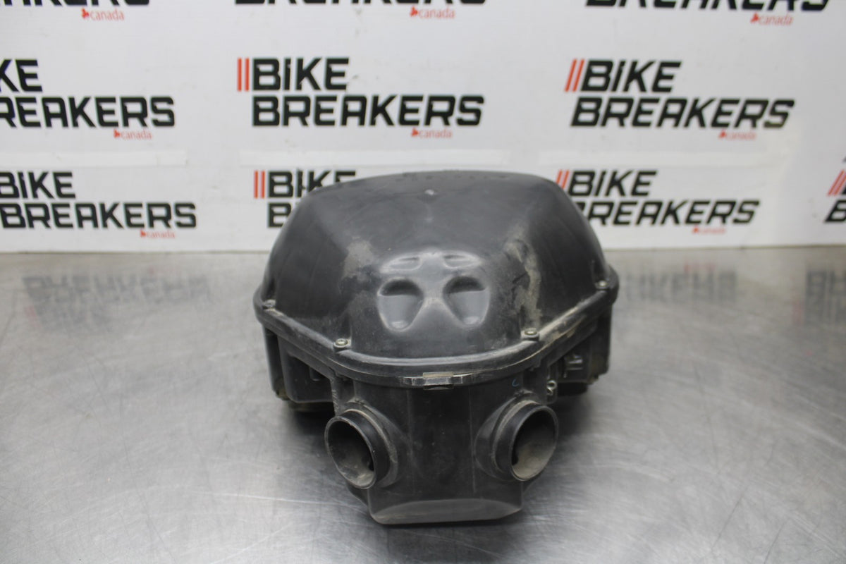 03-04 YAMAHA YZF R6 AIRBOX AIR INTAKE FILTER BOX BB890