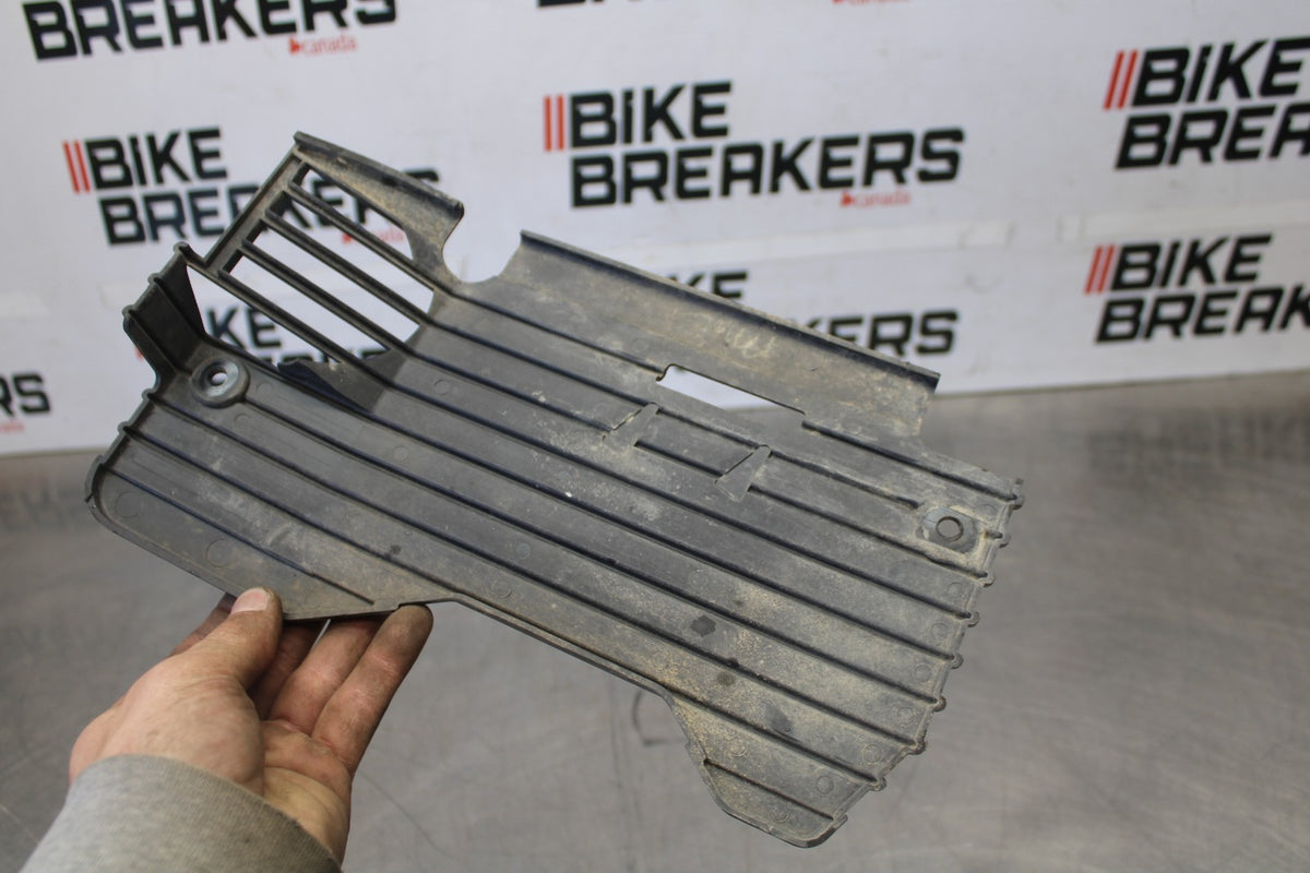 06 KAWASAKI KLR650 ENGINE RADIATOR MOTOR RADIATER COVER GUARD BB919