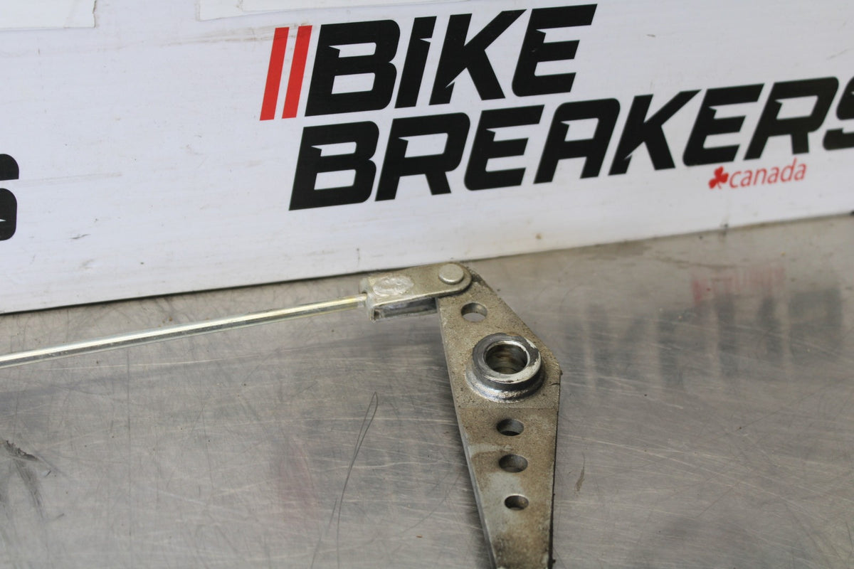 07 SUZUKI BOULEVARD M50 REAR BACK BRAKE LINK LINKAGE LINE BB897