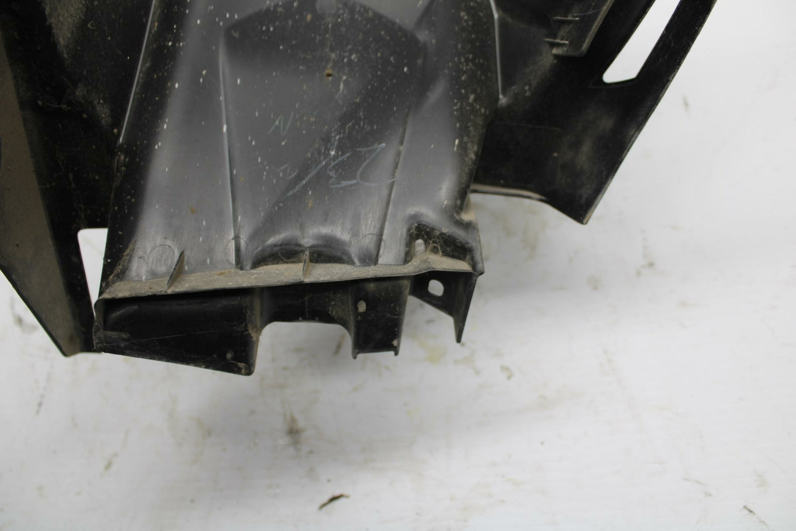 17-20 KAWASAKI NINJA 650 EX650 ABS REAR BACK WHEEL TIRE HUGGER FENDER BB277