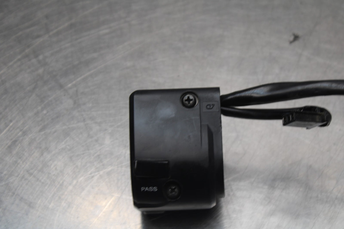 18-26 KAWASAKI Z400 LEFT CLIP ON HANDLE HORN SIGNALS SWITCH SWITCHES BB852