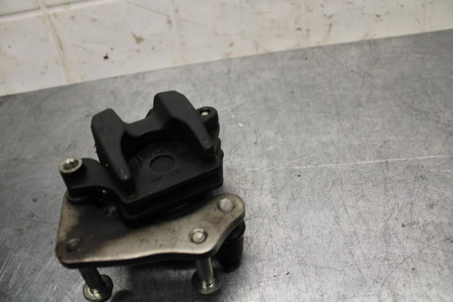 17-20 KAWASAKI Z125 PRO  FRONT BRAKE CALIPER BB74