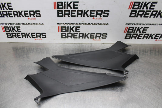 24 KAWASAKI NINJA 500 ABS RIGHT LEFT FRONT SIDE SEAT PANELS TRIMS COWLS BB818