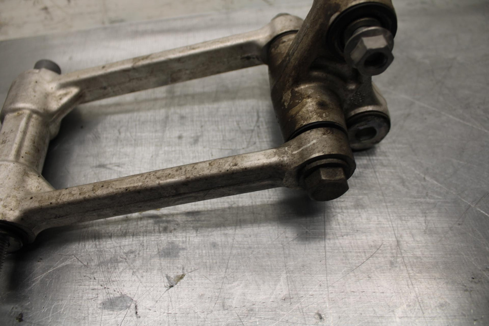 17-20 BMW S1000R REAR DOGBONE SHOCK LINKAGE LINK BB488