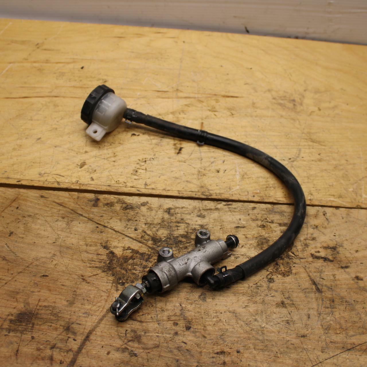 09-10 KAWASAKI ER-6N REAR BACK BRAKE MASTER CYLINDER W RESERVOIR BENT BB325