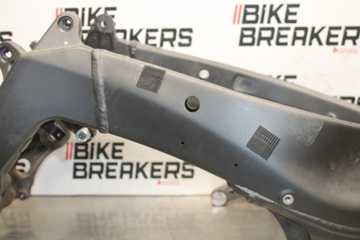 24-25 KAWASAKI NINJA ZX6R FRAME CHASSIS BB939