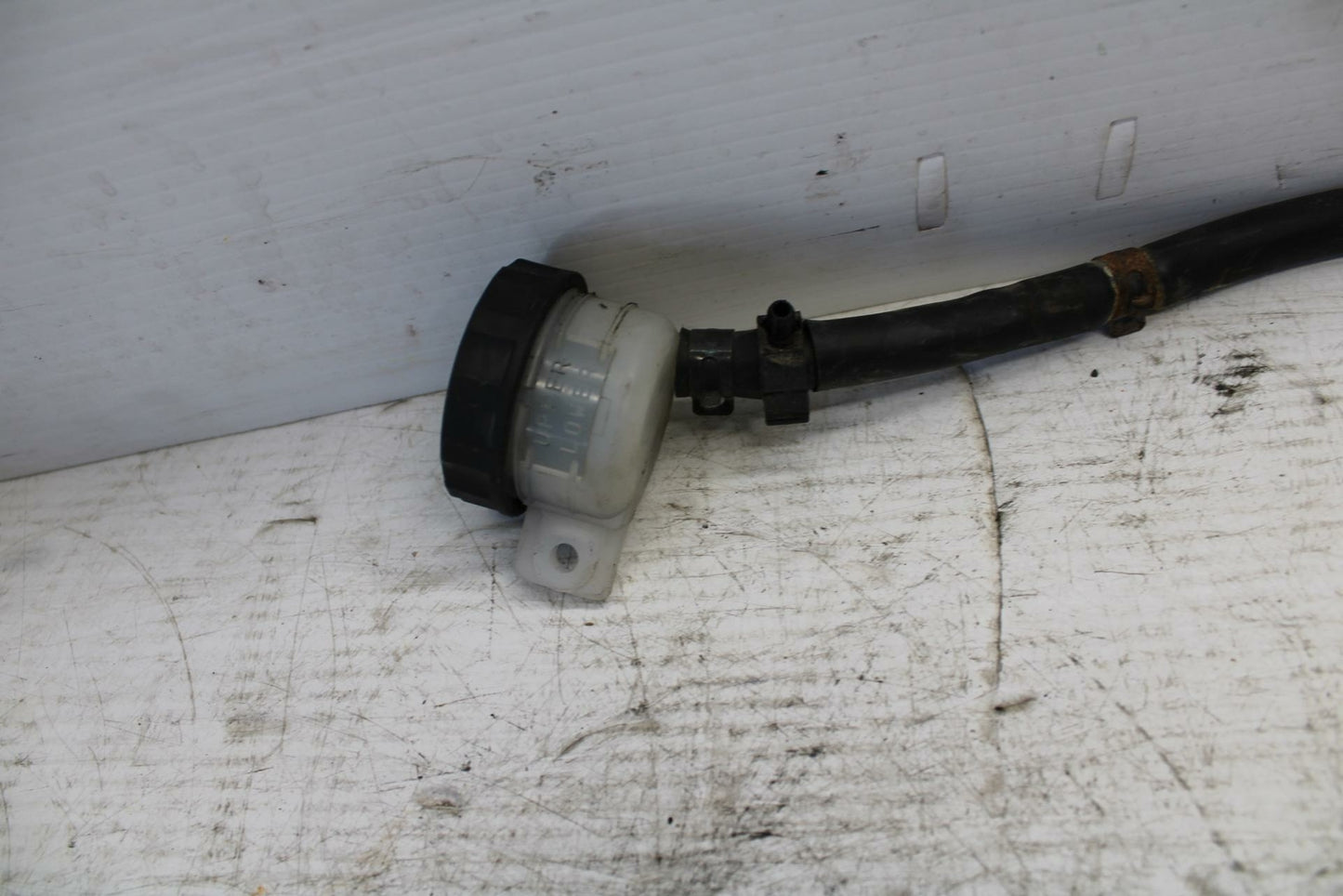 07-09 KAWASAKI VERSYS 650 REAR BACK BRAKE MASTER CYLINDER W RESERVOIR BB302