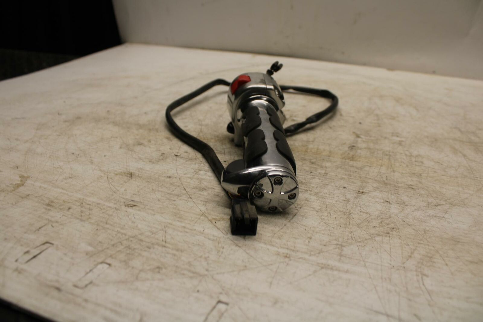 06-21 KAWASAKI VULCAN 900 RIGHT CLIP ON HANDLE KILL OFF START SWITCH BB363