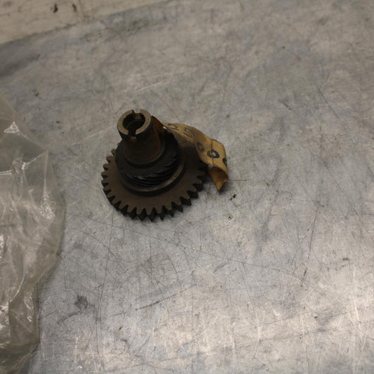 1972 Suzuki TS100  KICKSTART KICK START  GEAR26240-25001 BB33