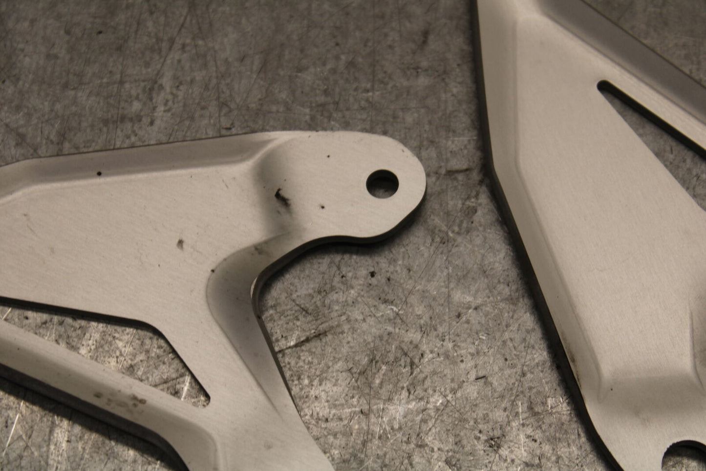 18-23 KAWASAKI NINJA 400 REARSET REAR SET HEEL GUARD COVER BB660 