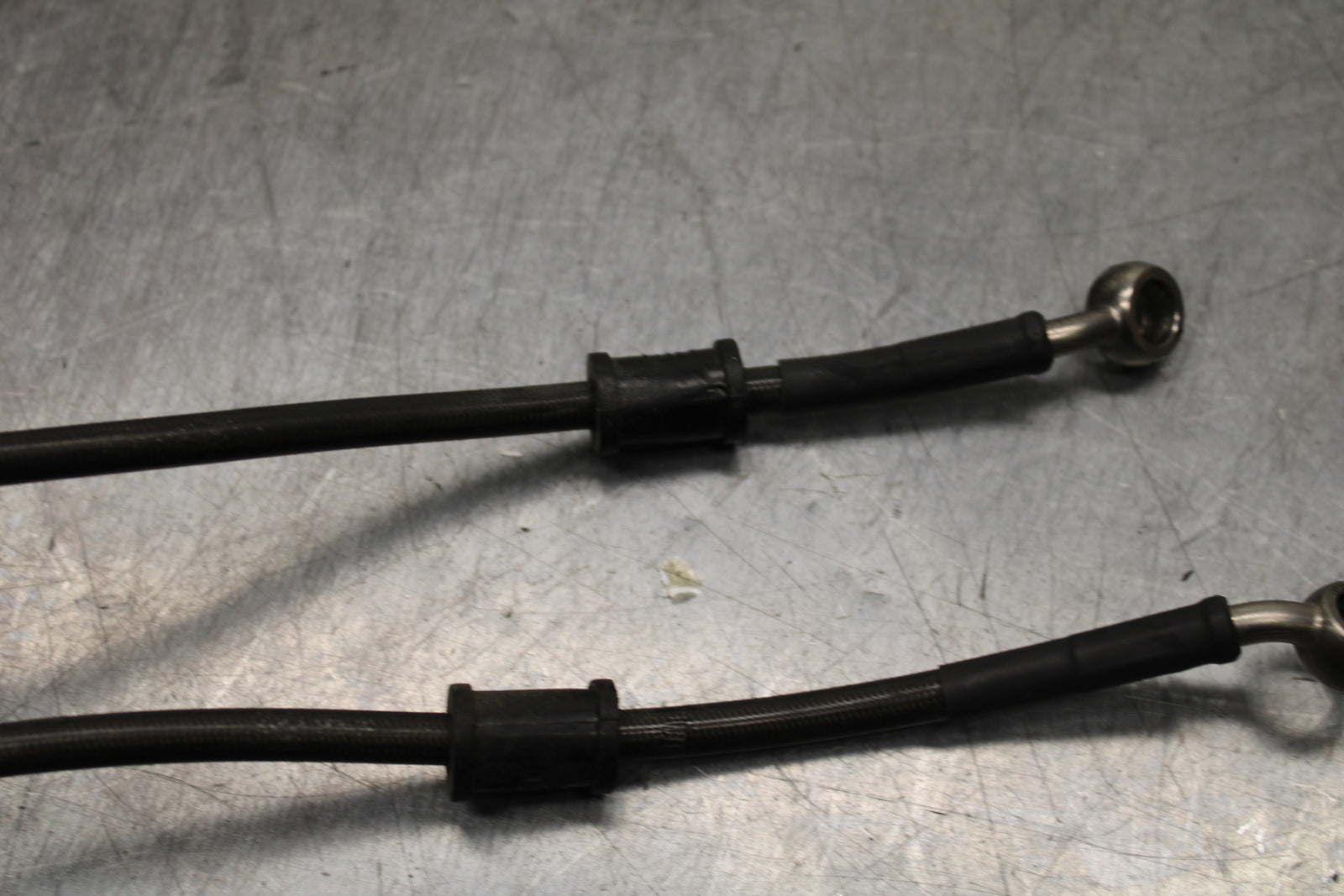 03-05 YAMAHA YZF R6 HEL FRONT & REAR BRAKE CALIPER HOSES LINES BB751