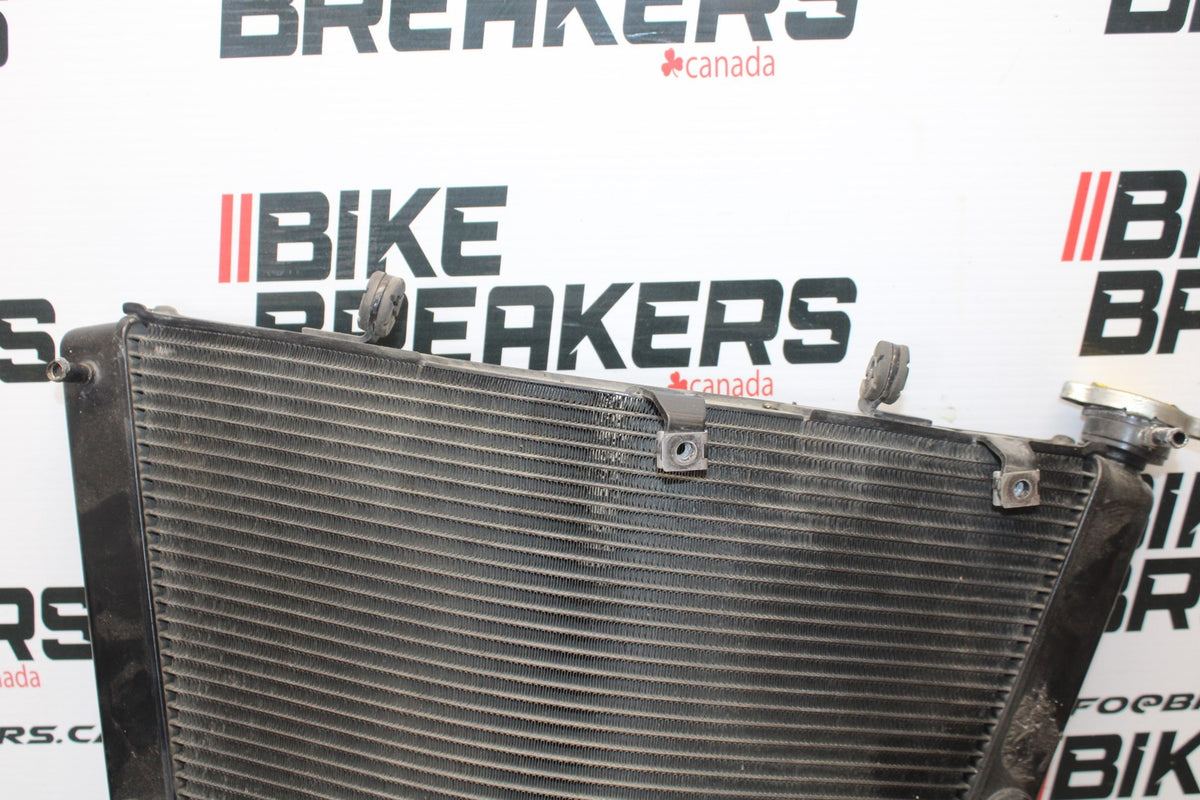 08-10 SUZUKI GSXR 600 ENGINE RADIATOR MOTOR COOLER COOLING RADIATER BB202