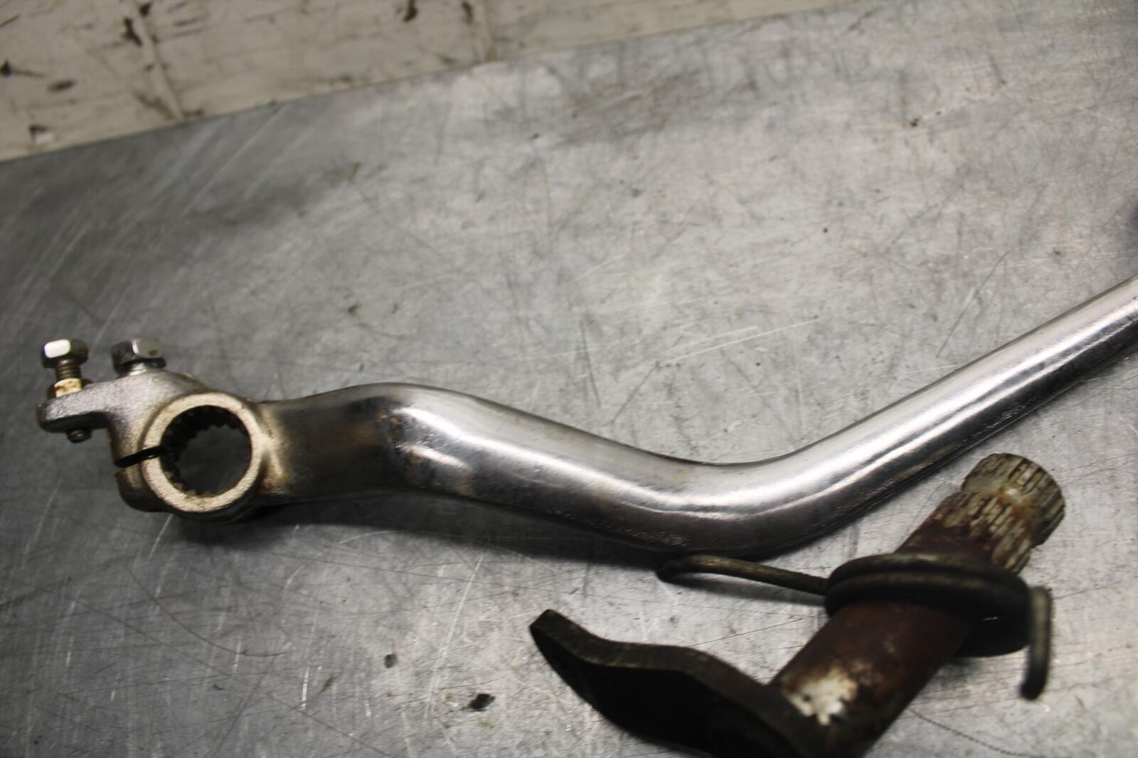 1981 Suzuki GS850G RIGHT REARSET BRAKE FOOT PEDAL BB37