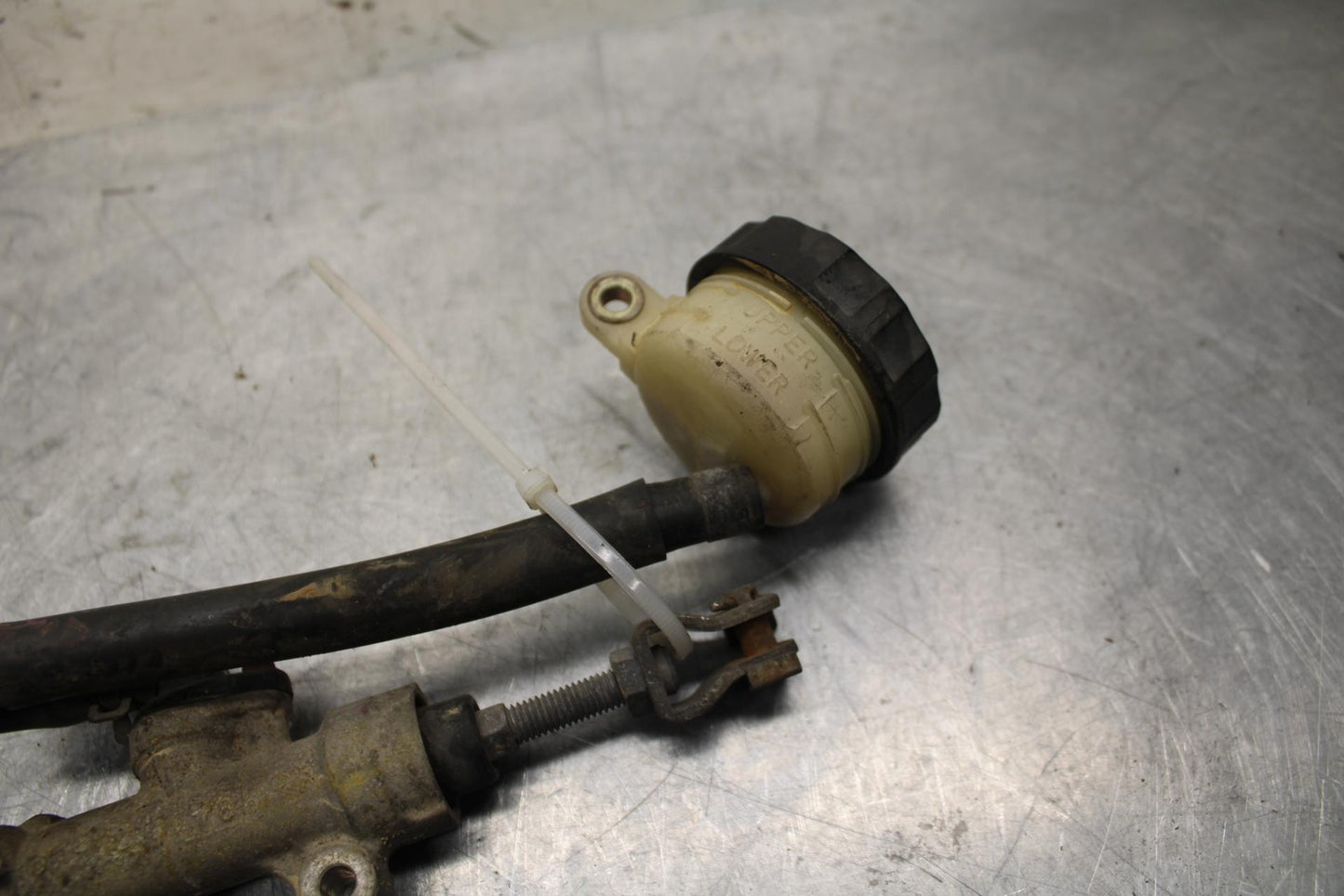 1996 Honda CBR900RR REAR BACK BRAKE MASTER CYLINDER W RESERVOIR BB09