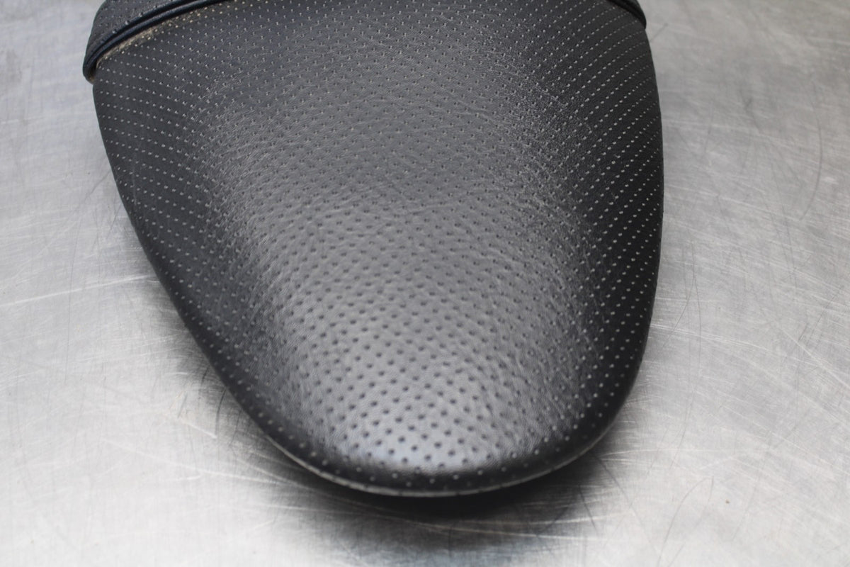 04 BUELL FIREBOLT XB12R REAR BACK PASSENGER TANDEM SEAT PAD SADDLE PILLION BB903