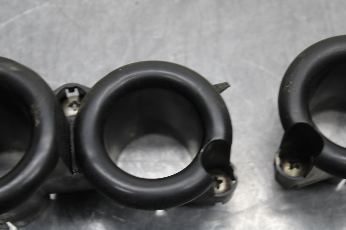 05-06 HONDA CBR600RR AIRBOX INTAKE VELOCITY STACKS BB739