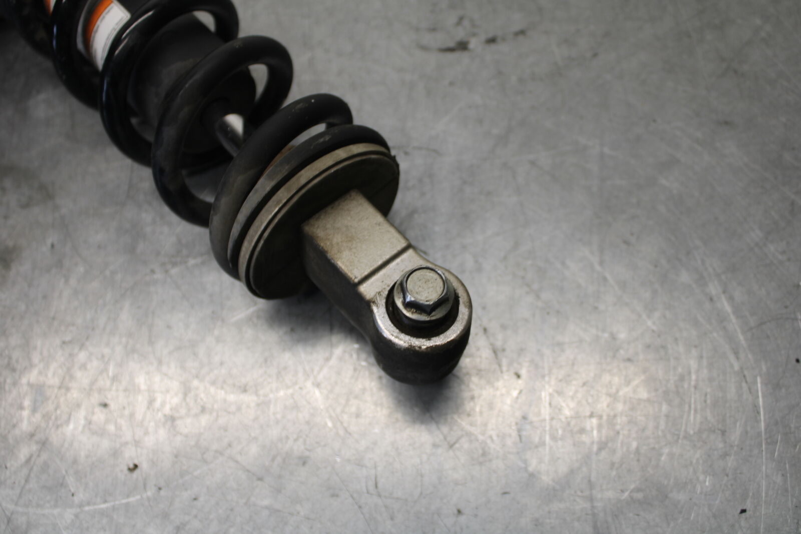 11-24 SUZUKI GSXR750 REAR BACK SHOCK ABSORBER SUSPENSION 62100-15810-019 BB714
