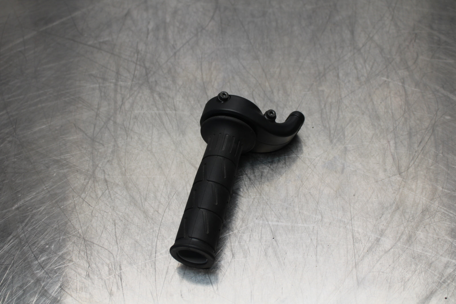 23-24 KAWASAKI NINJA ZX14R NEW!! THROTTLE CABLE LINE HOUSING GUIDE BB153