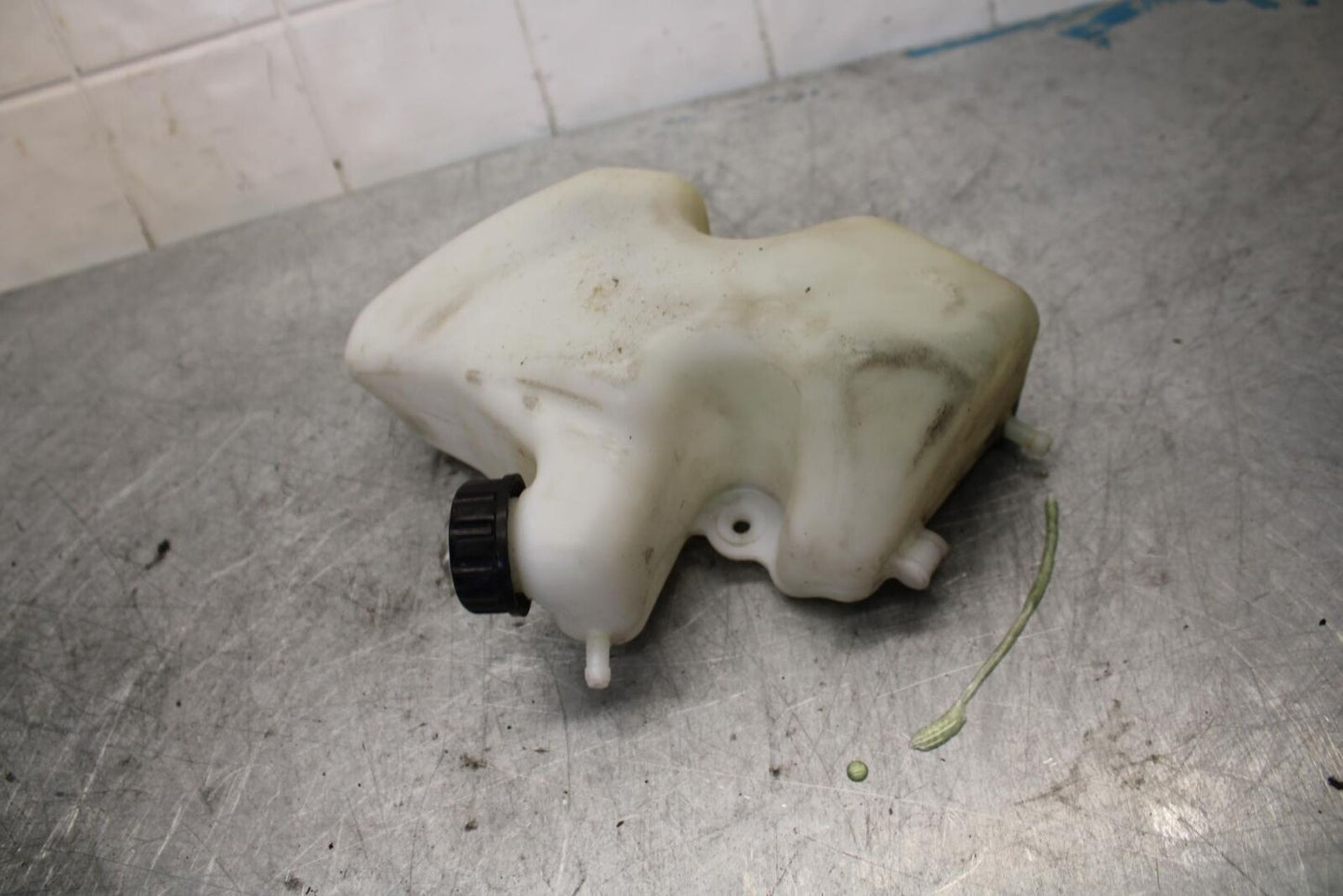 06-07 KAWASAKI NINJA ZX14R COOLANT WATER TANK RESERVOIR BOTTLE bb433