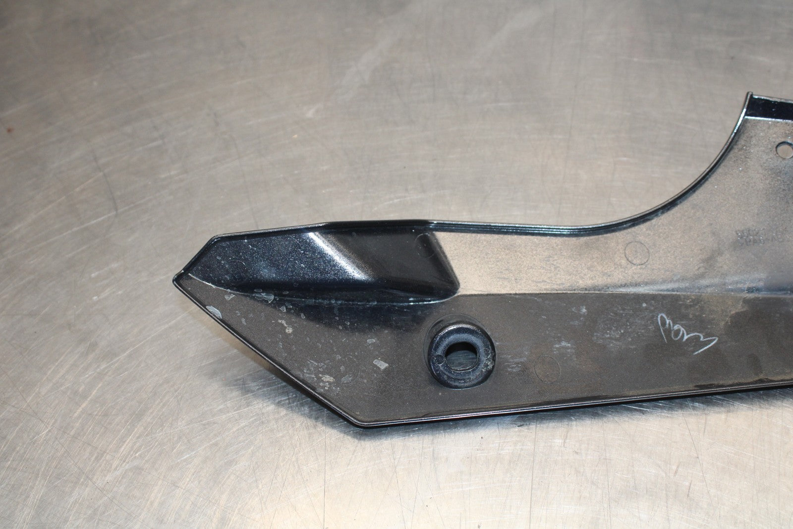 18-23 KAWASAKI NINJA 400 EX400 ABS LEFT LOWER BOTTOM BELLY SIDE FAIRING BB192