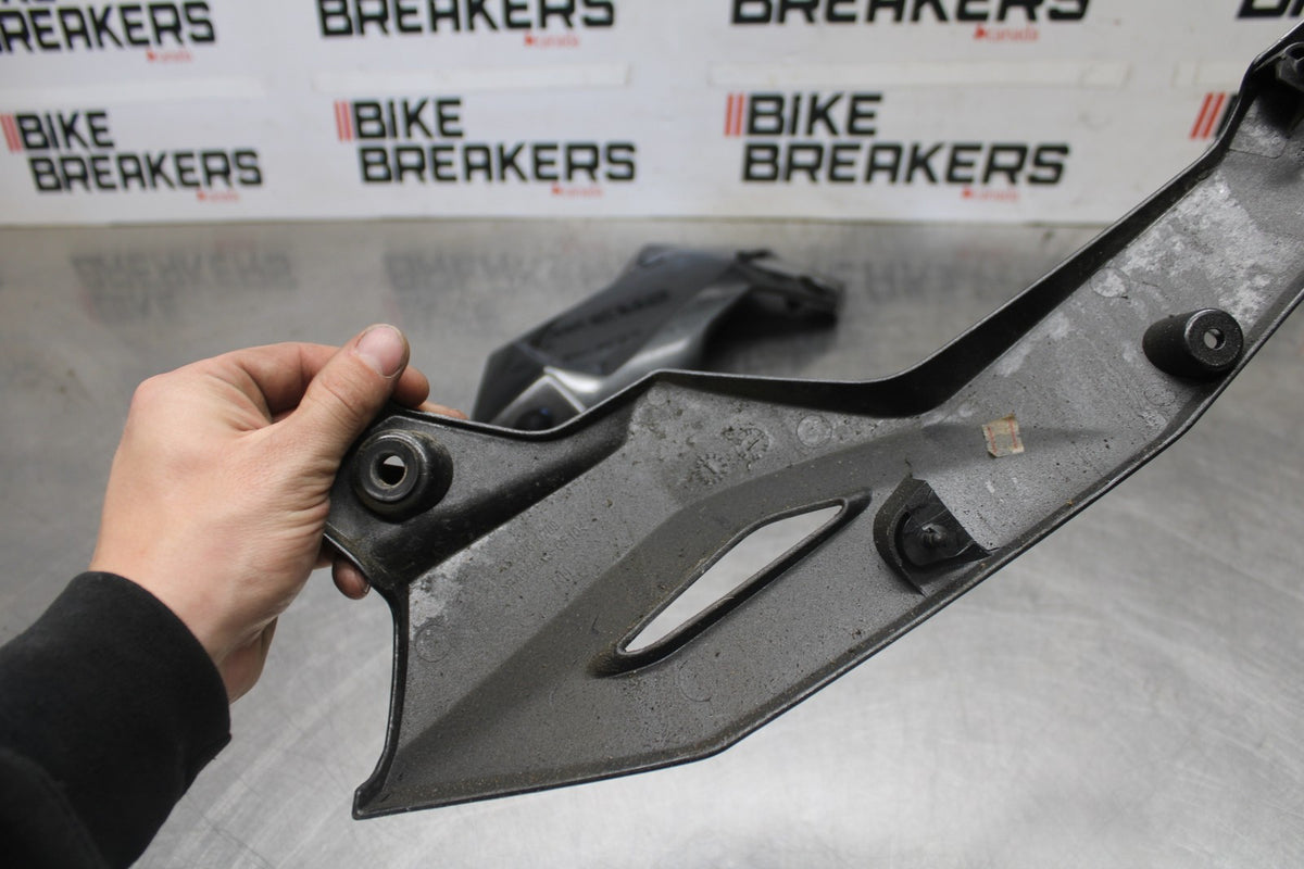 25 KAWASAKI Z900 LEFT RIGHT LOWER BOTTOM BELLY SIDE FAIRING COWL BB928