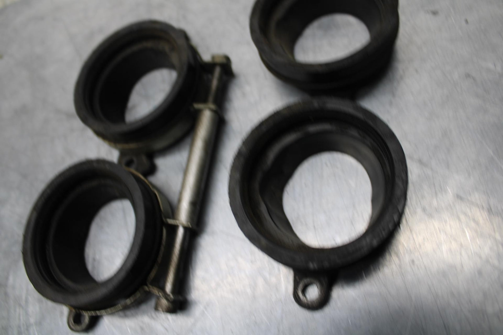 06-11 KAWASAKI  ZX-14R INTAKE MANIFOLD BB478