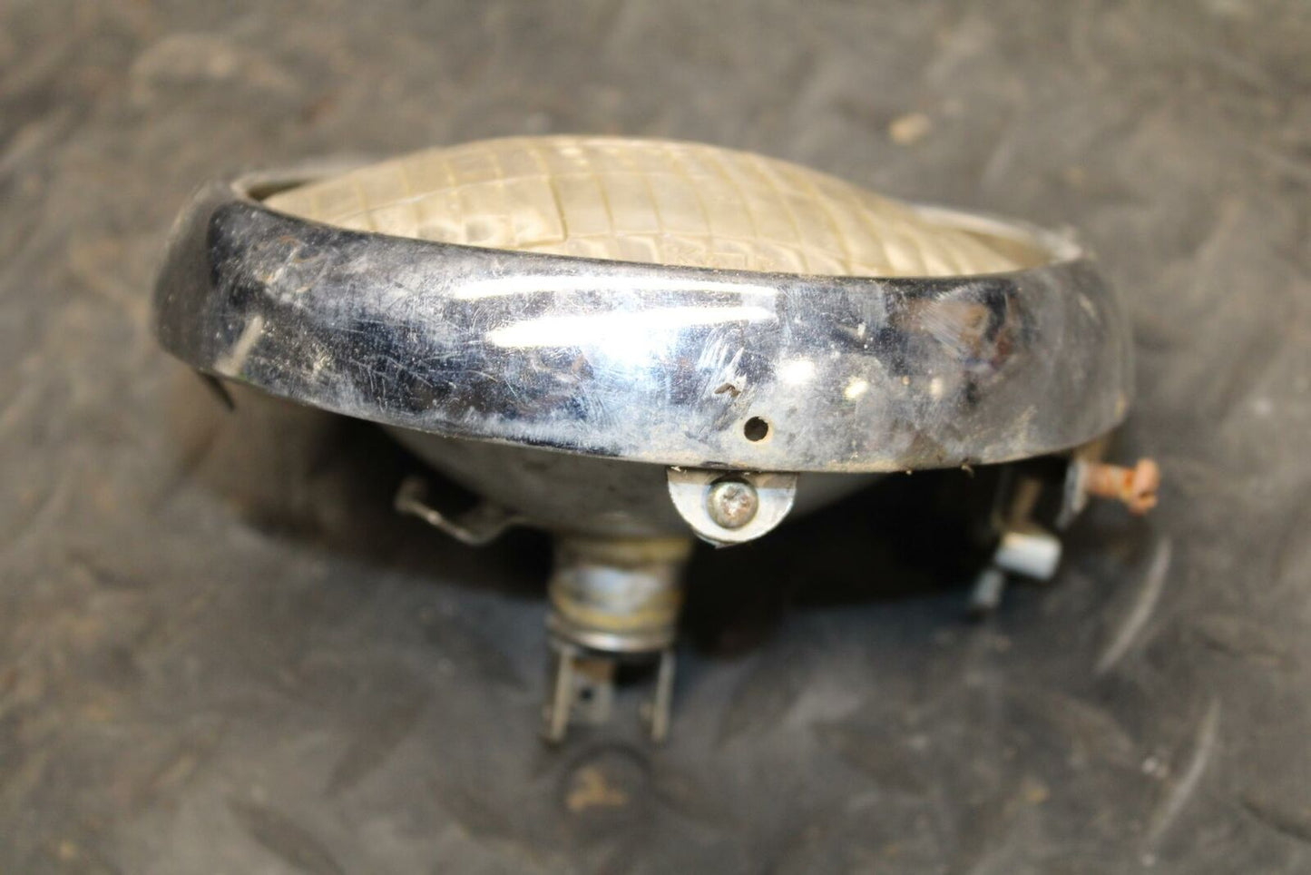 71 YAMAHA L5 HEADLIGHT  BB230
