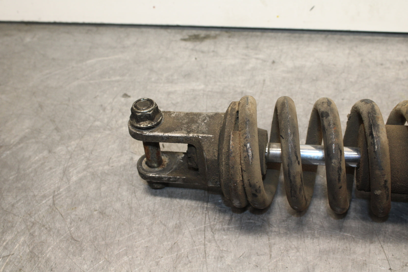 93-94 KAWASAKI NINJA ZX7R REAR BACK SHOCK ABSORBER SUSPENSION BB124