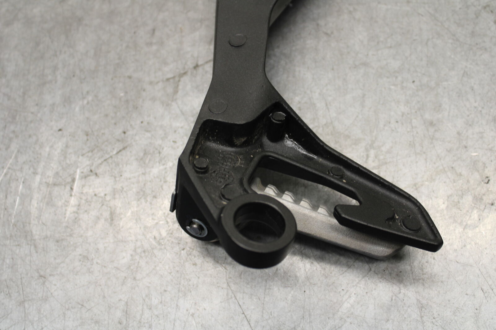 18-23 KAWASAKI NINJA 400 REAR BACK PASSENGER PEG SET PAIR  BB660