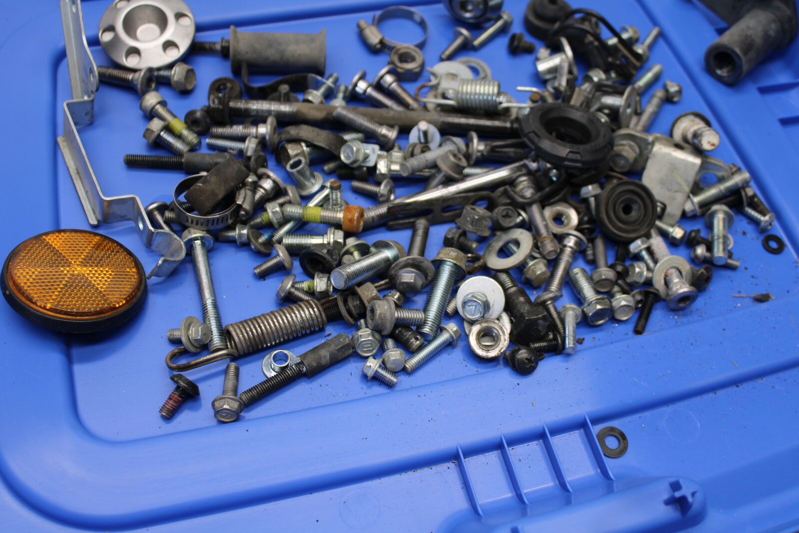 12-17 KAWASAKI ER-6N Z650 MOUNTING BOLTS HARDWARE MOTOR SCREWS BB709