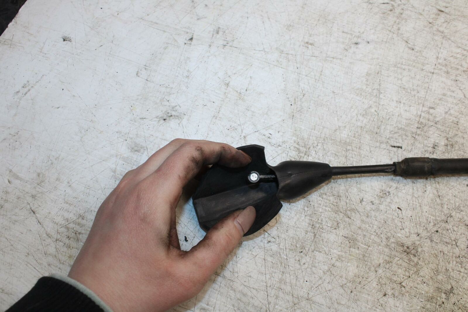 05-21 SUZUKI DRZ400SM CLUTCH CABLE LINE BB376