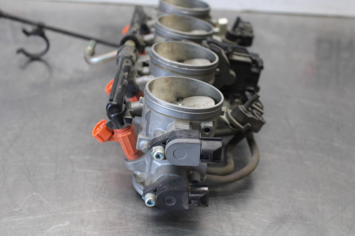 13-18 KAWASAKI NINJA ZX6R MAIN FUEL INJECTORS / THROTTLE BODIES BB908