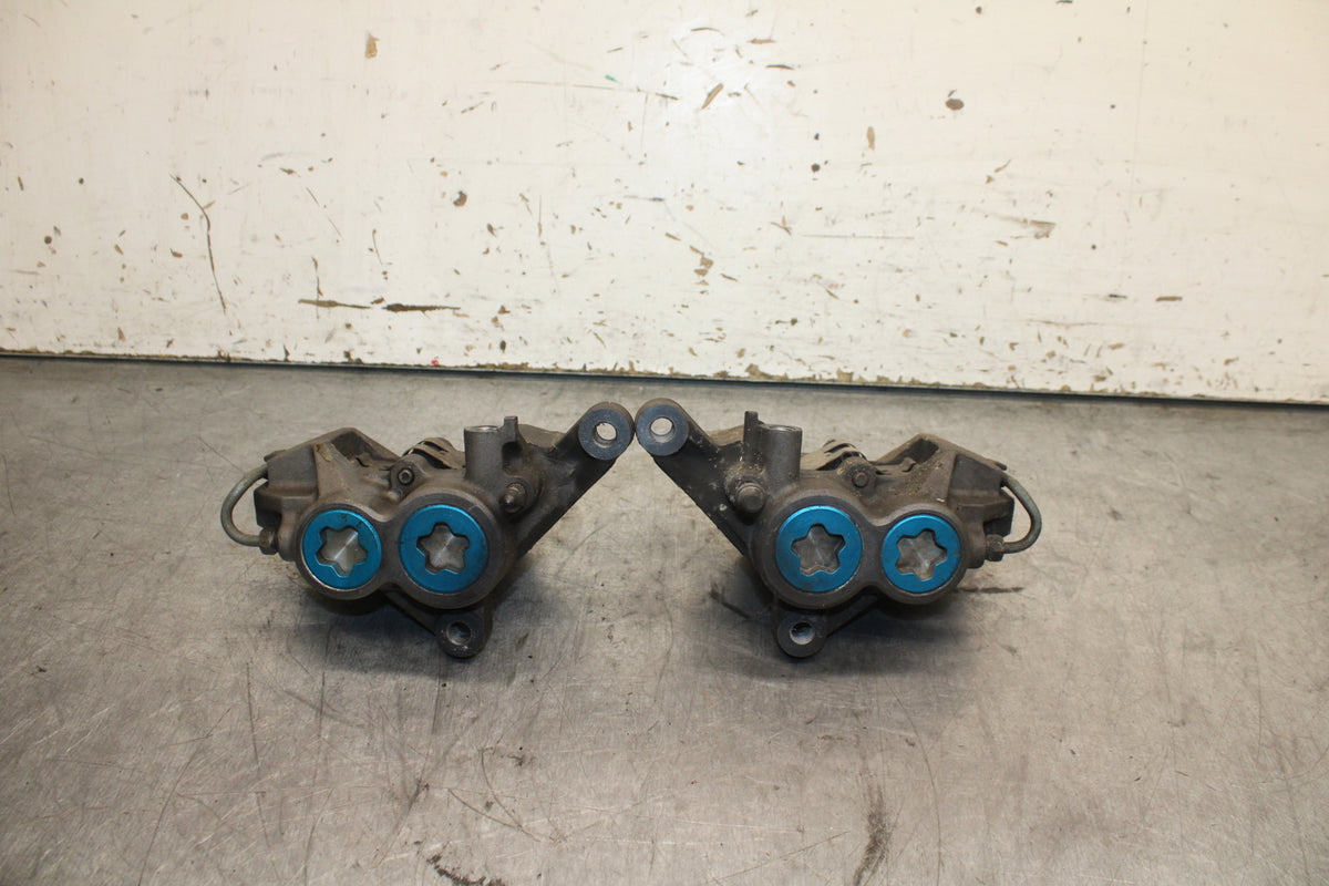 96-07 YAMAHA YZF600R RIGHT LEFT FRONT BRAKE CALIPER SET PAIR CALIPERS  BB746