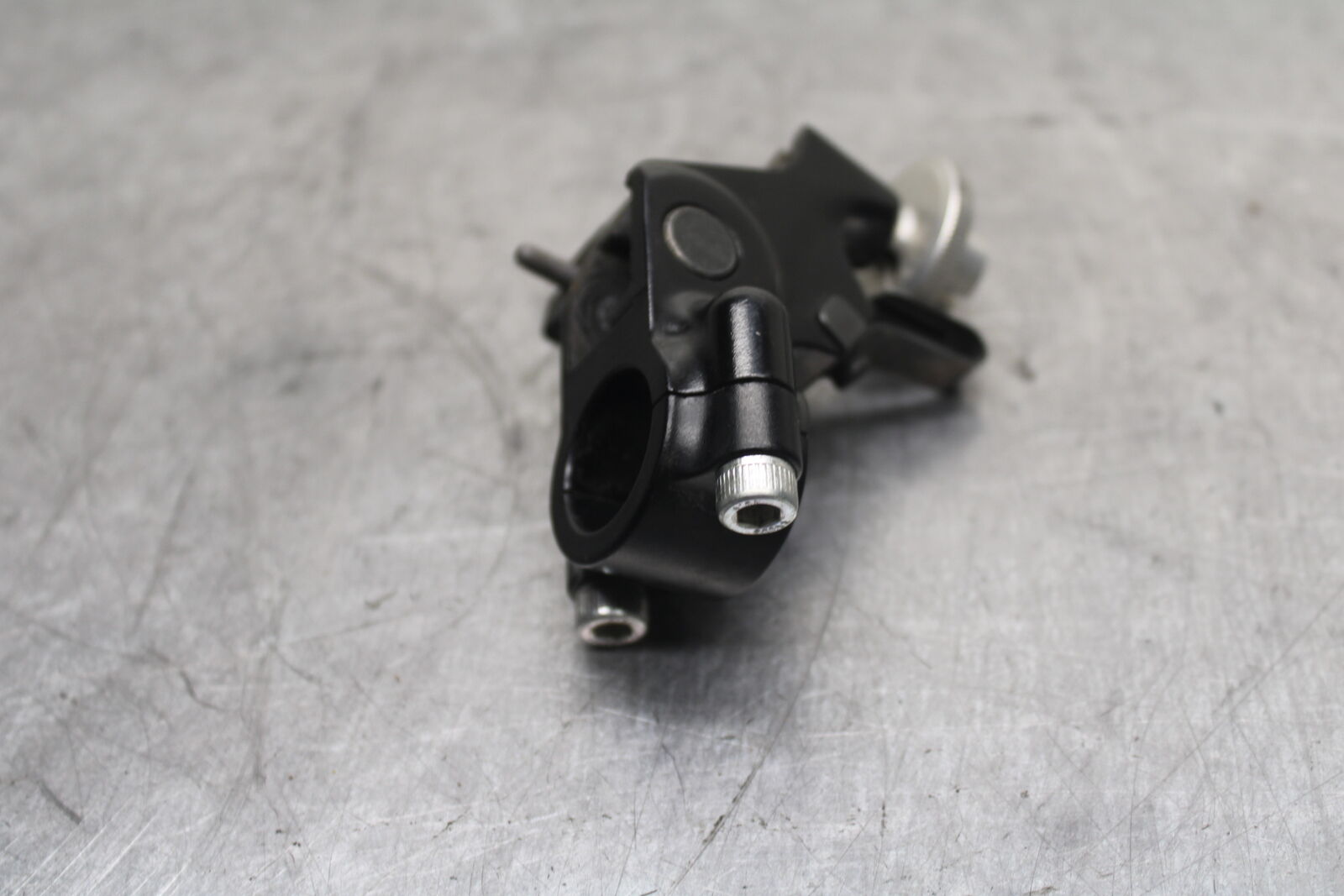 09-12 KAWASAKI NINJA ZX6R CLUTCH LEVER PERCH MOUNT BRACKET BB110