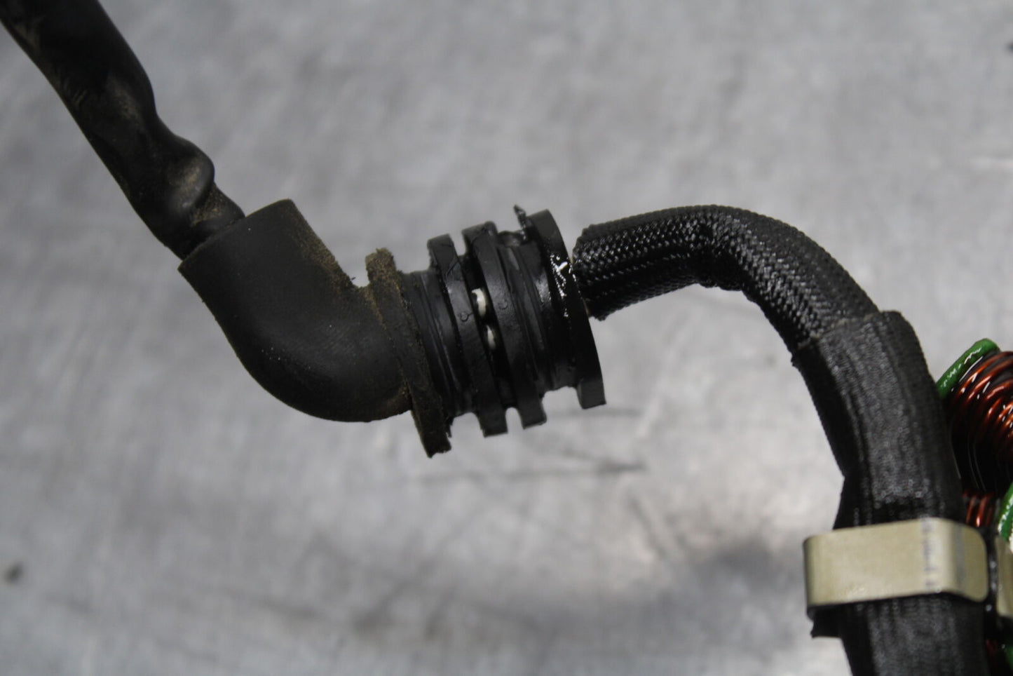07-08 YAMAHA YZF R1 STATOR GENERATOR ALTERNATOR MAGNETO BB724
