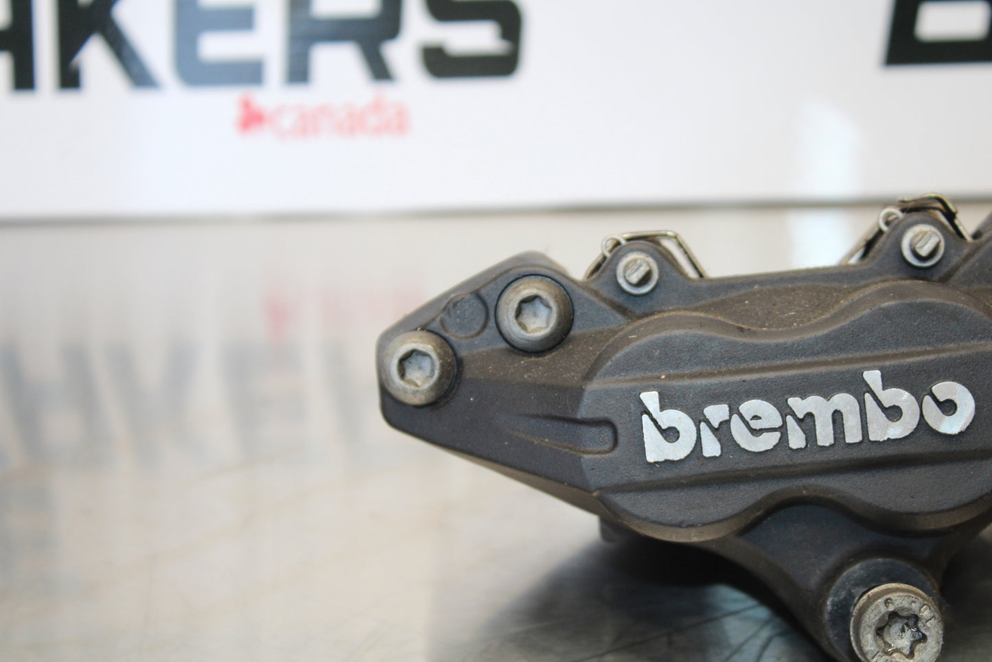 06-12 BMW F800ST RIGHT LEFT FRONT BRAKE CALIPER SET PAIR CALIPERS BB144